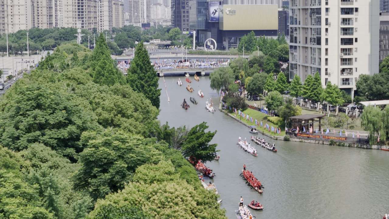 端午划龙舟 3