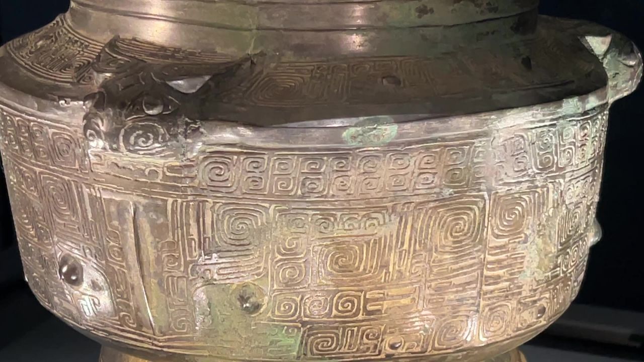 四川广汉三星堆博物馆-青铜器物