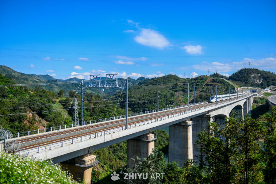 贵州盘兴高铁运行试验 3