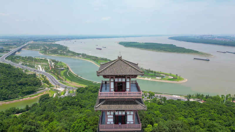 航拍湖北鄂州西山风景区武昌楼
