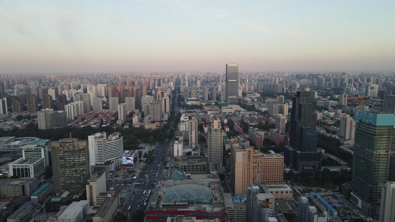 夕阳晚霞中的石家庄城市风光航拍 