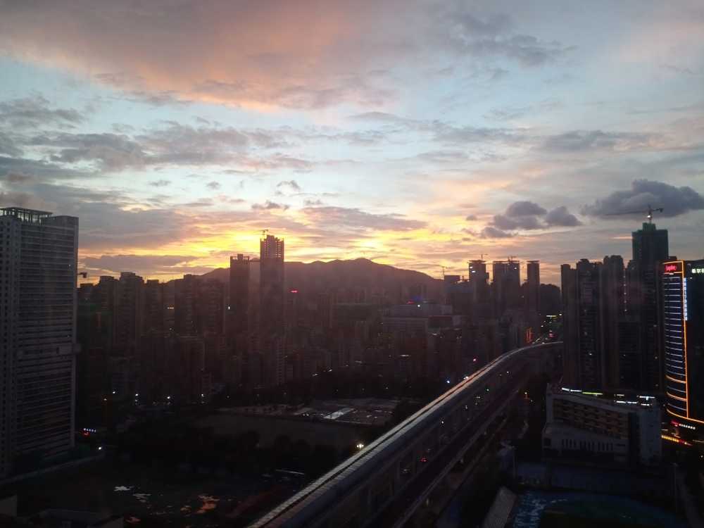 黄昏的城市