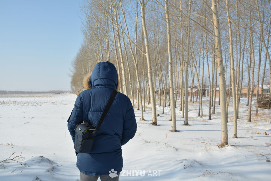 雪后行人