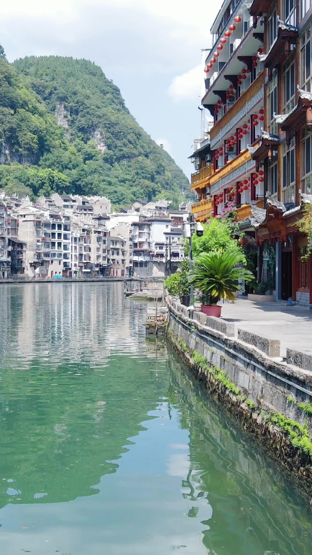 旅游景区贵州镇远古镇舞阳河竖屏航拍