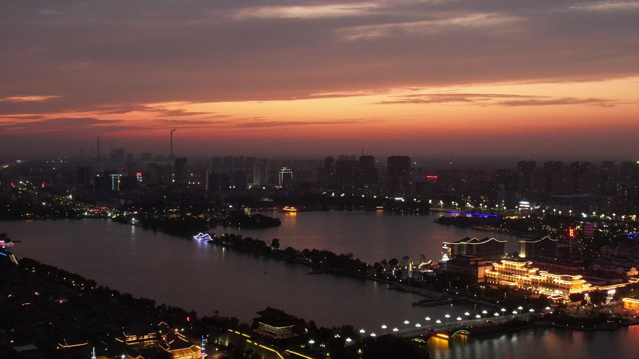 中华水上古城夕阳晚霞火烧云夜景降临山东聊城  