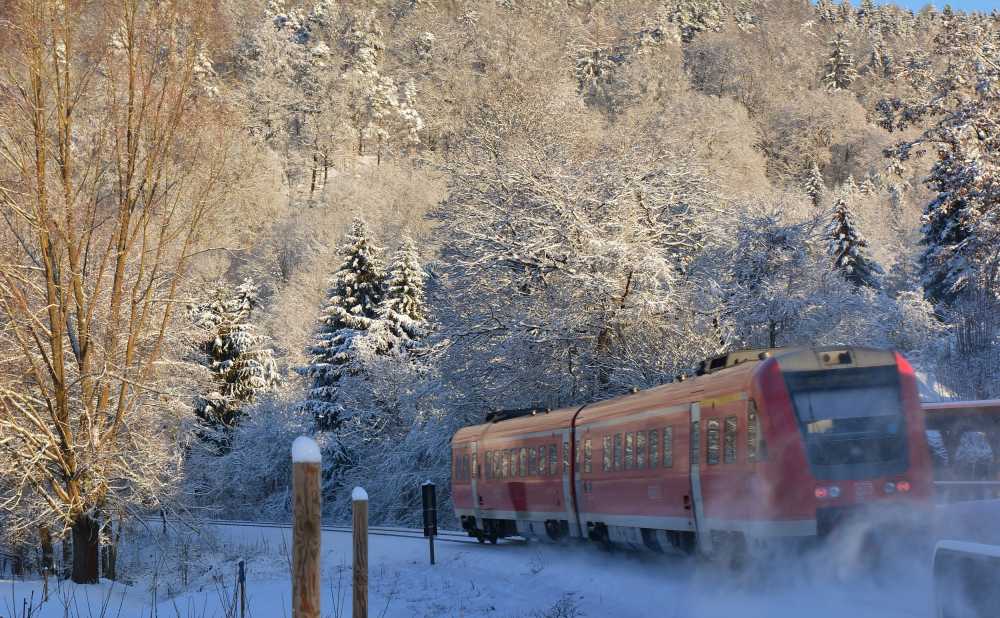 冬天轨道交通铁路