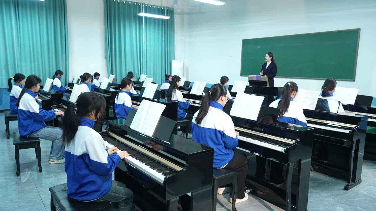 钢琴课 5