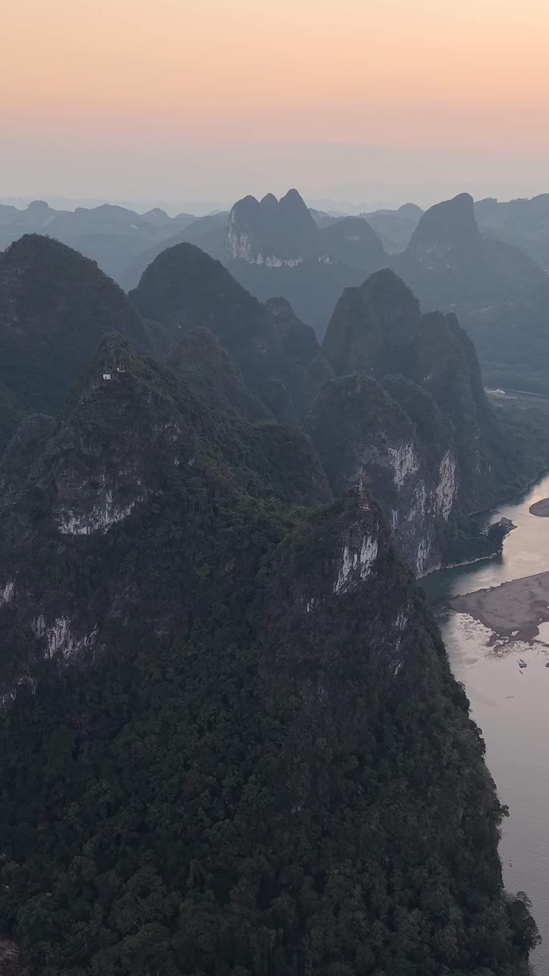 漓江山水画卷