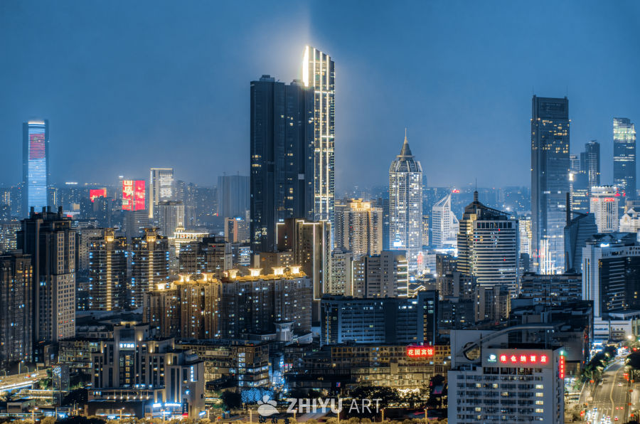 都市夜景：灯火辉煌的城市
