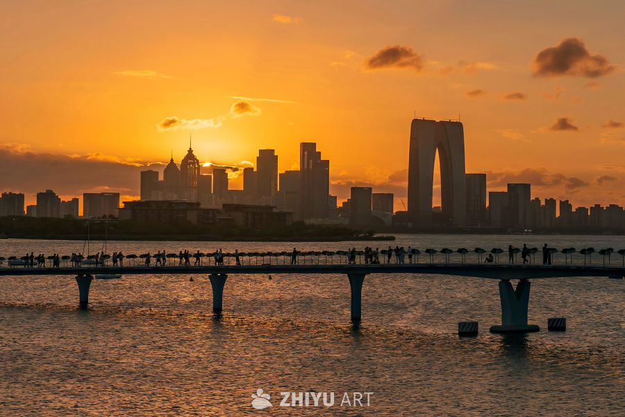 苏州，东方之门，栈桥，日落火烧云 3