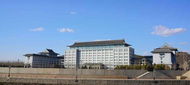 哈尔滨信息工程学院