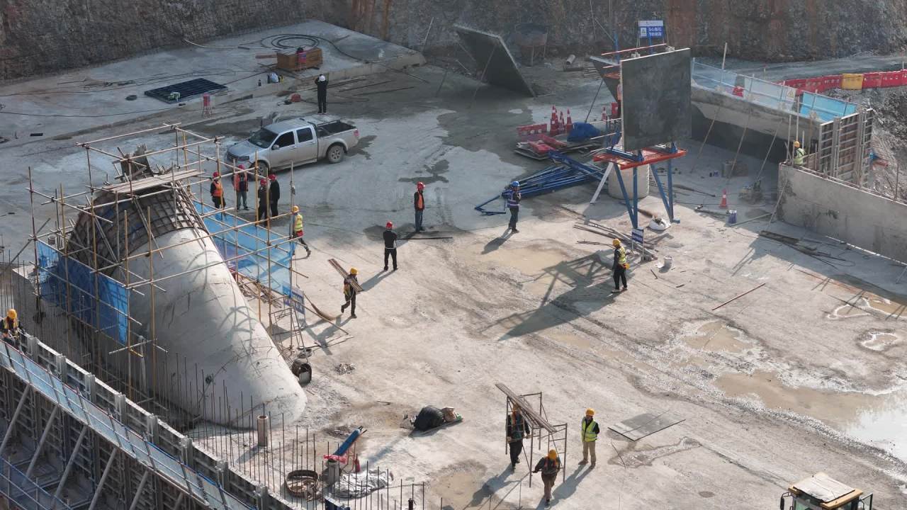 建筑工地施工场景