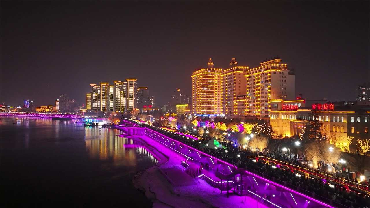 松花江畔的夜晚