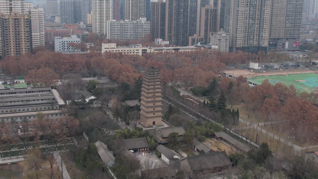 陕西西安小雁塔历史文化古建筑航拍