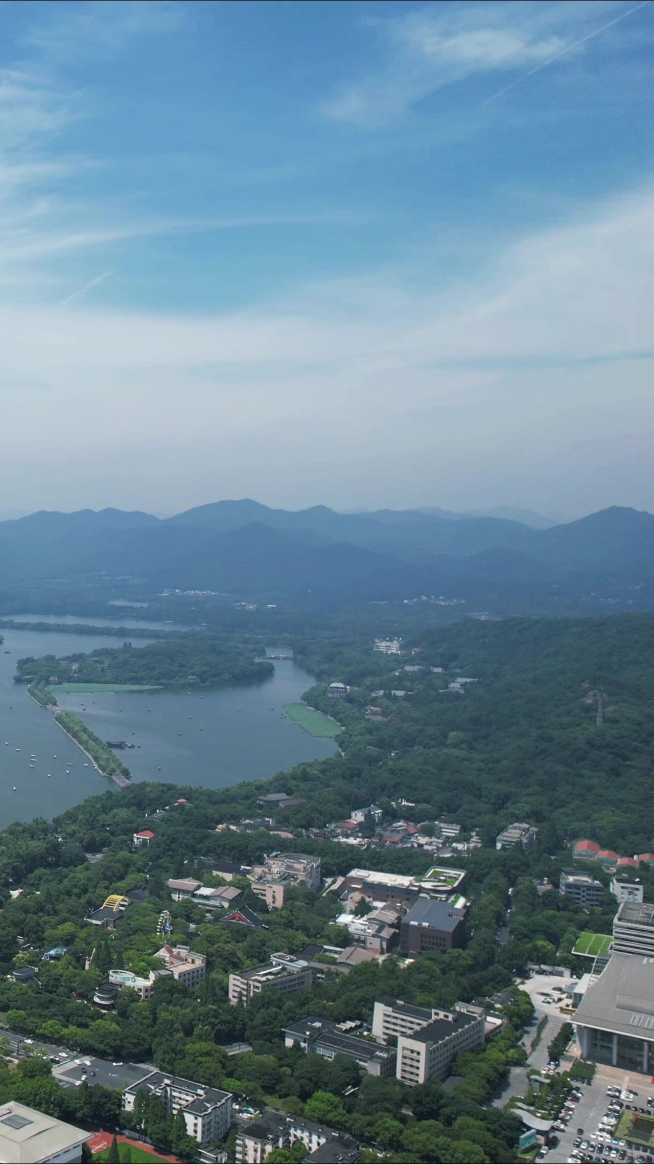 浙江杭州城市大景西湖竖屏航拍 