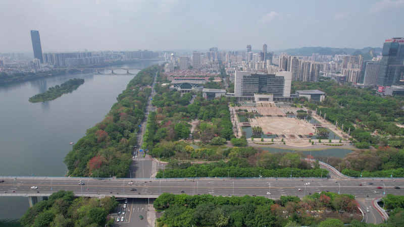 航拍广西柳州市政府市民广场 