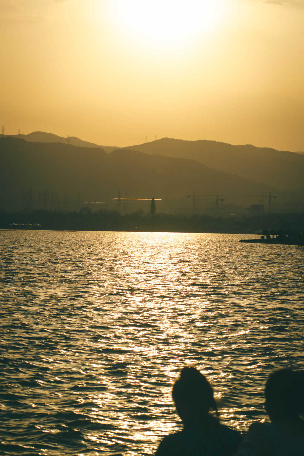 湖