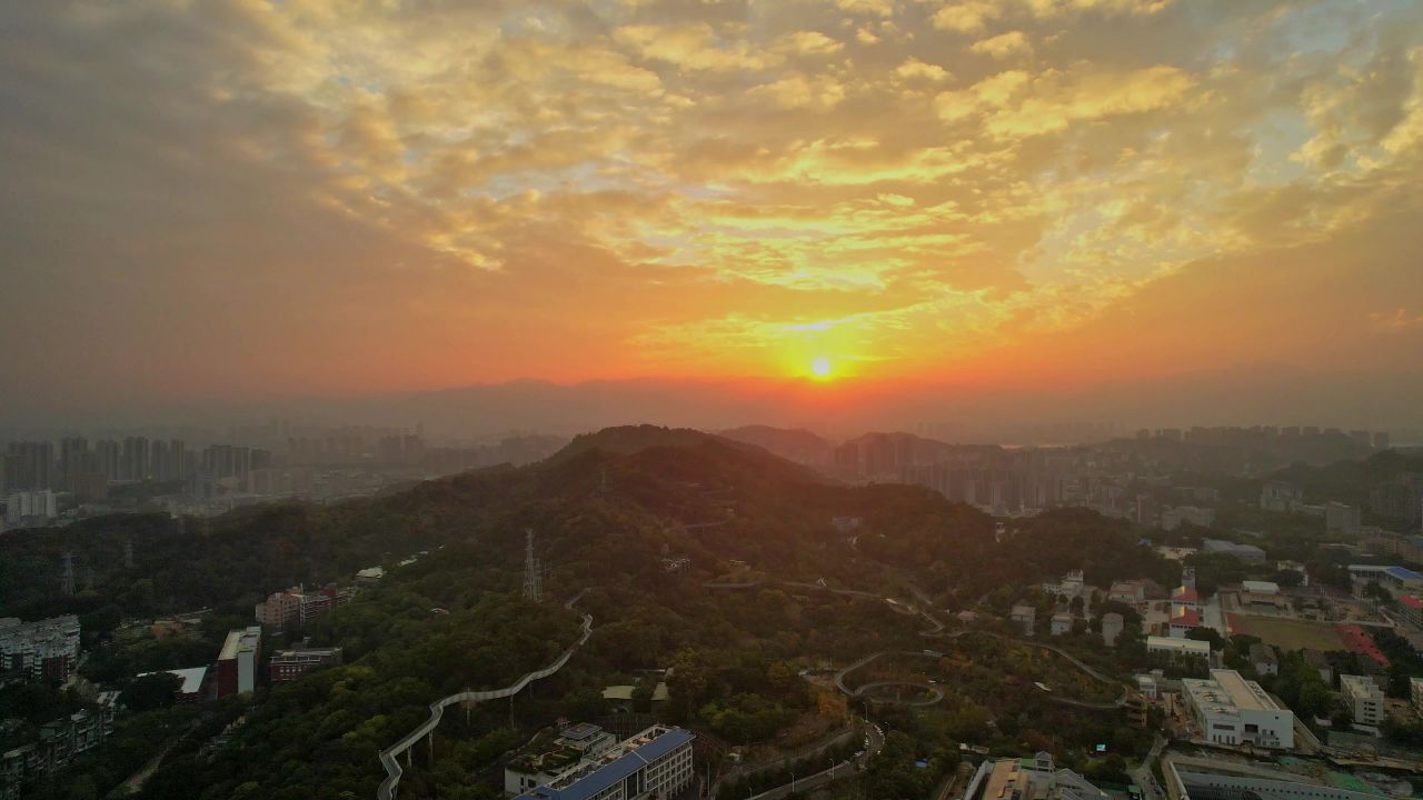 航拍福州梅峰山地公园 1