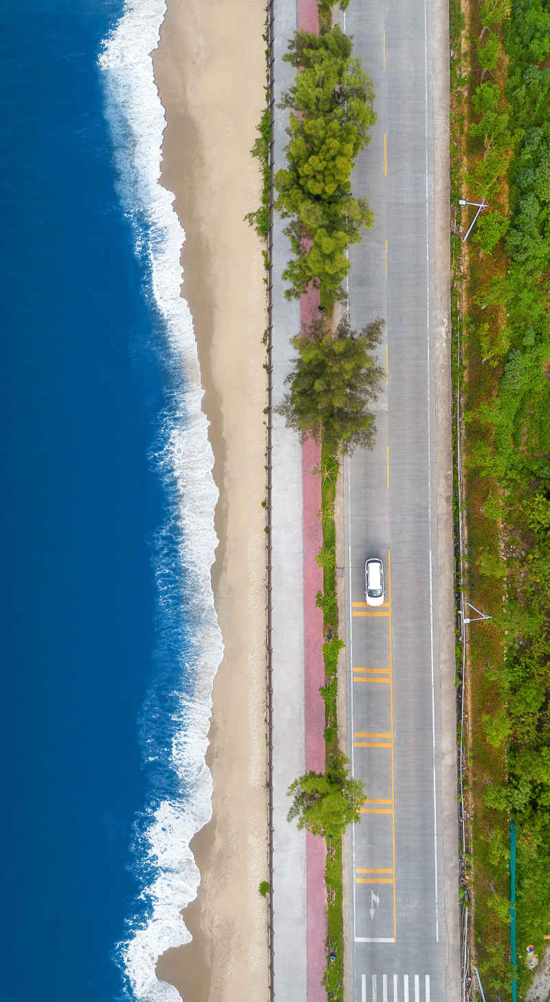 公路与海