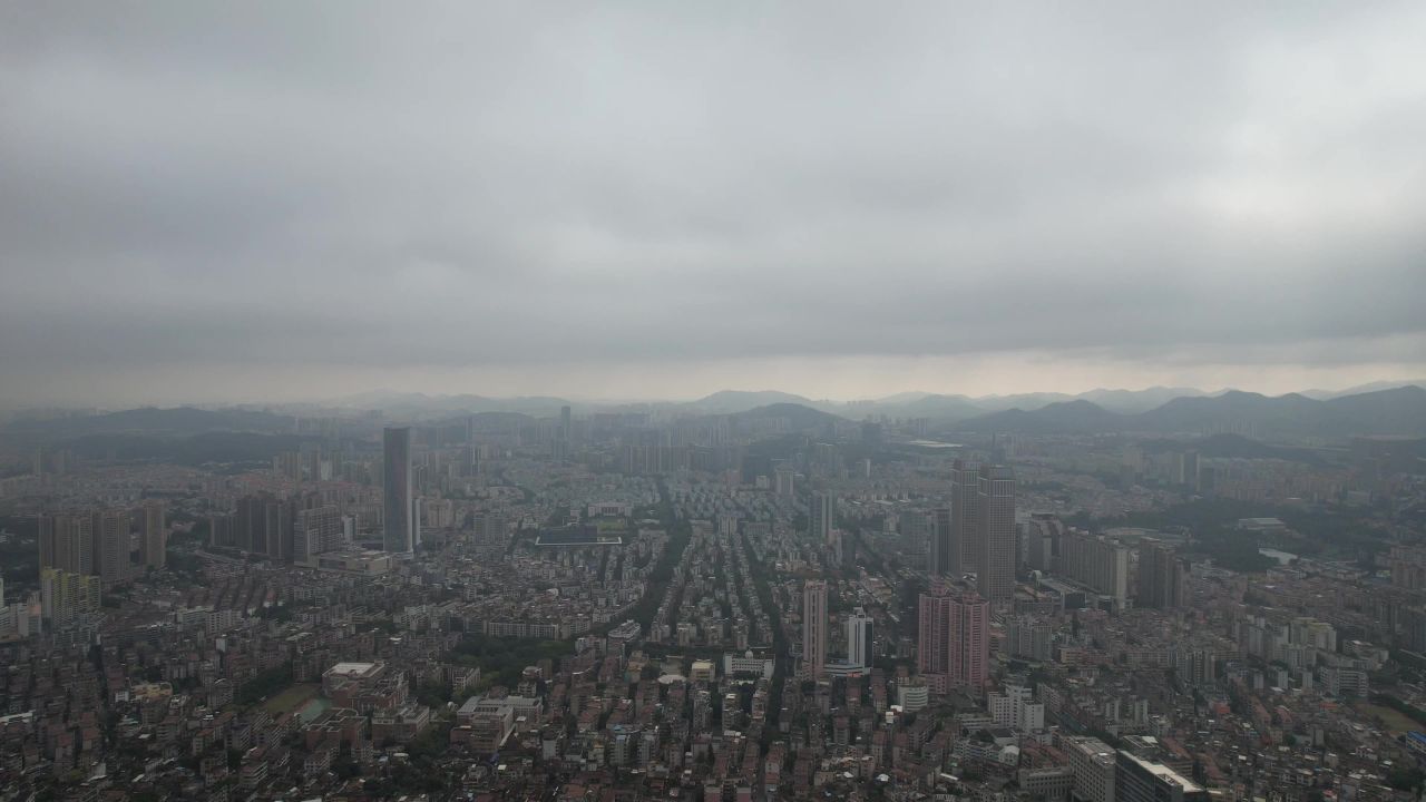 城市极端天气暴雨来袭航拍广东中山  