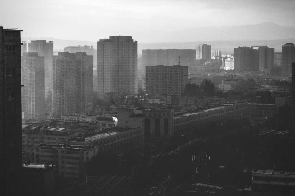 大雨中的城市
