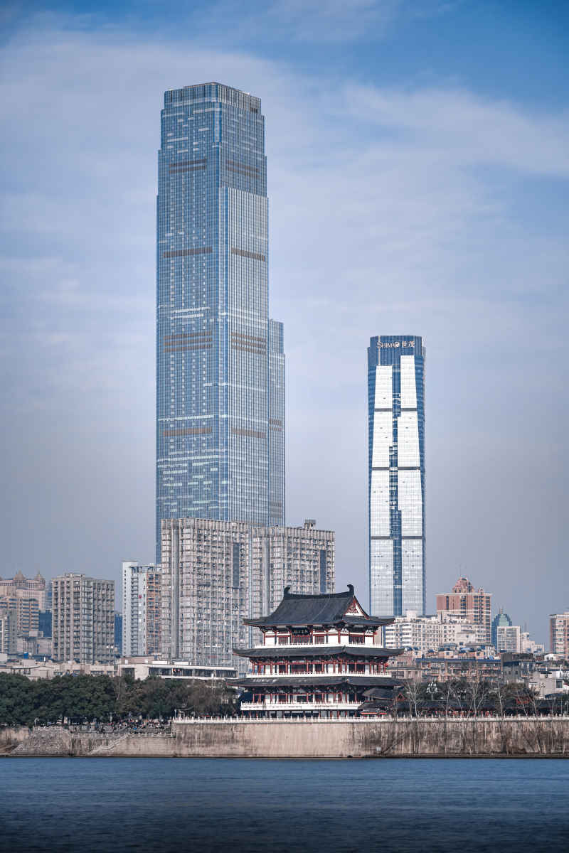 杜甫江阁古今对比