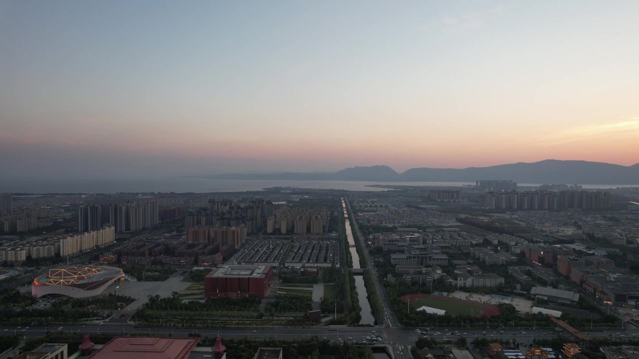 云南昆明城市夕阳晚霞航拍