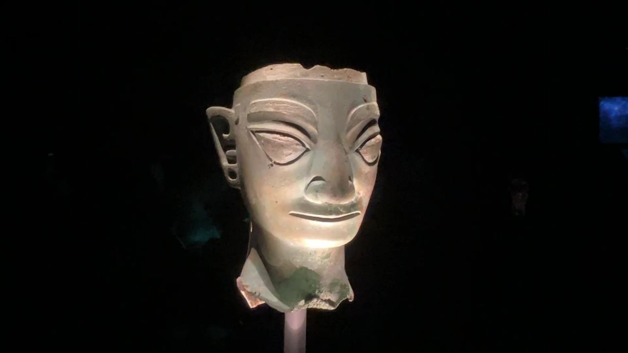 四川广汉三星堆博物馆-青铜器物