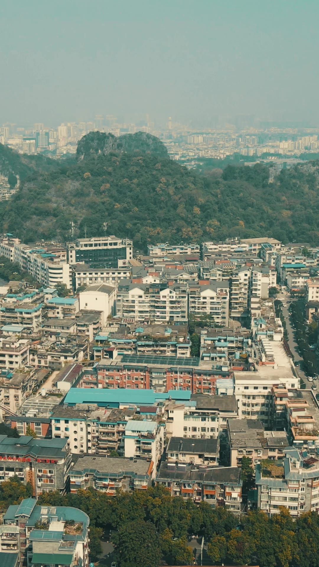 广西桂林城市风光竖屏航拍 