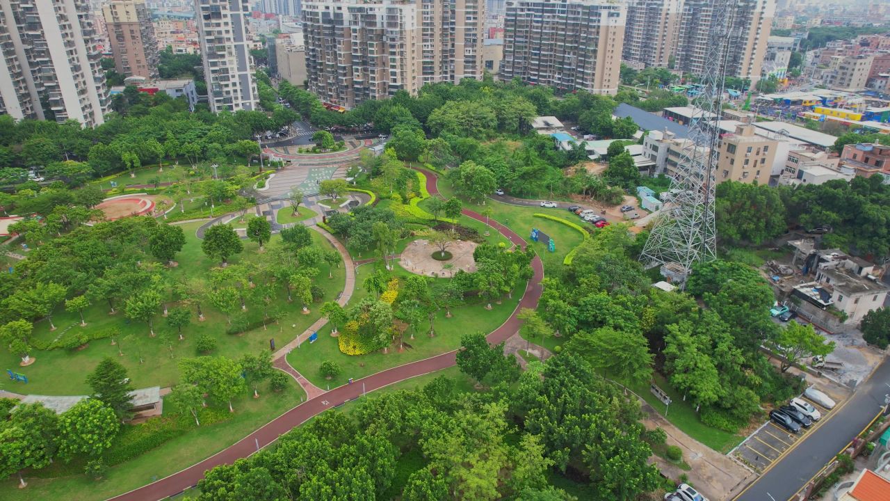 航拍厦门雪樵公园 5