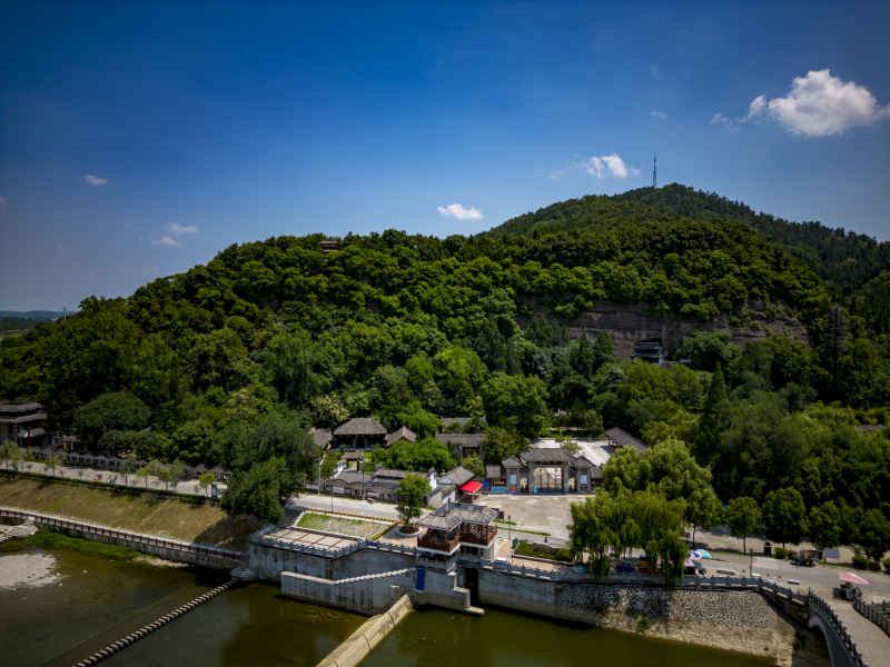 湖北南漳县水镜庄地质公园