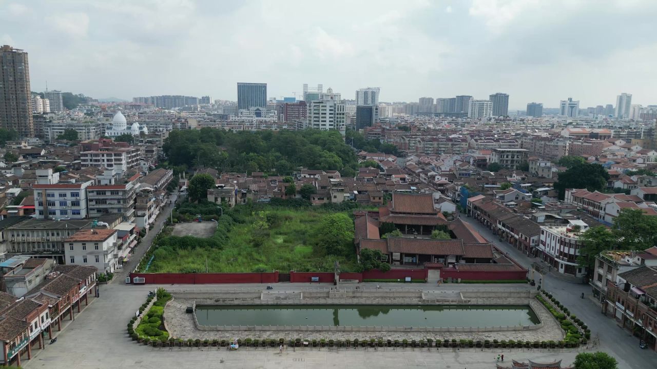  航拍福建漳州古城文庙