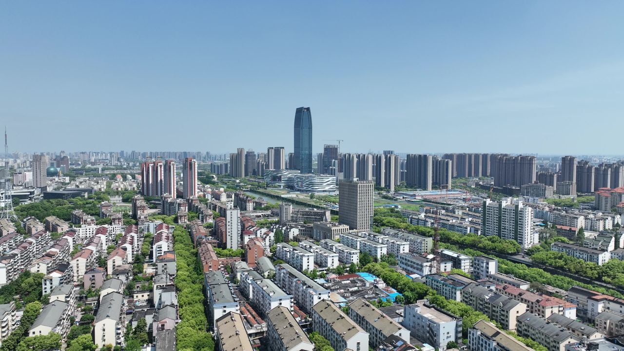 4K航拍昆山老城区城市风光大景 2
