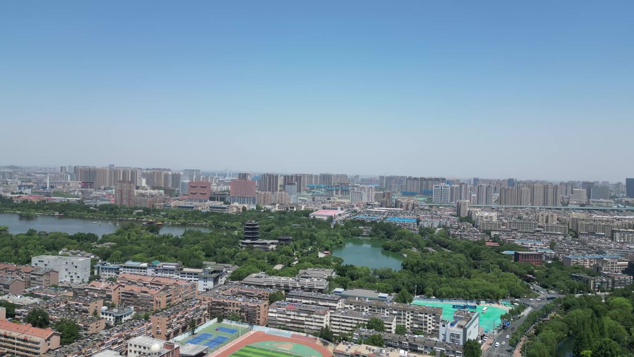 航拍山东济南大明湖景区济南风光