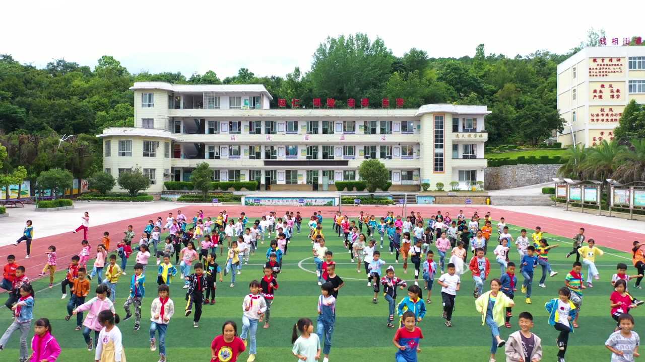【合集】乡村小学航拍校园课间武术非遗运动