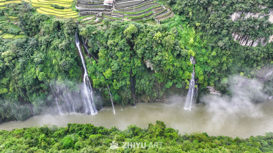 航拍山间峡谷瀑布  瀑布水流 7