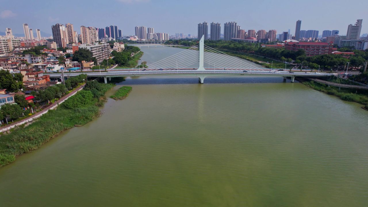 航拍厦门银湖大桥 6