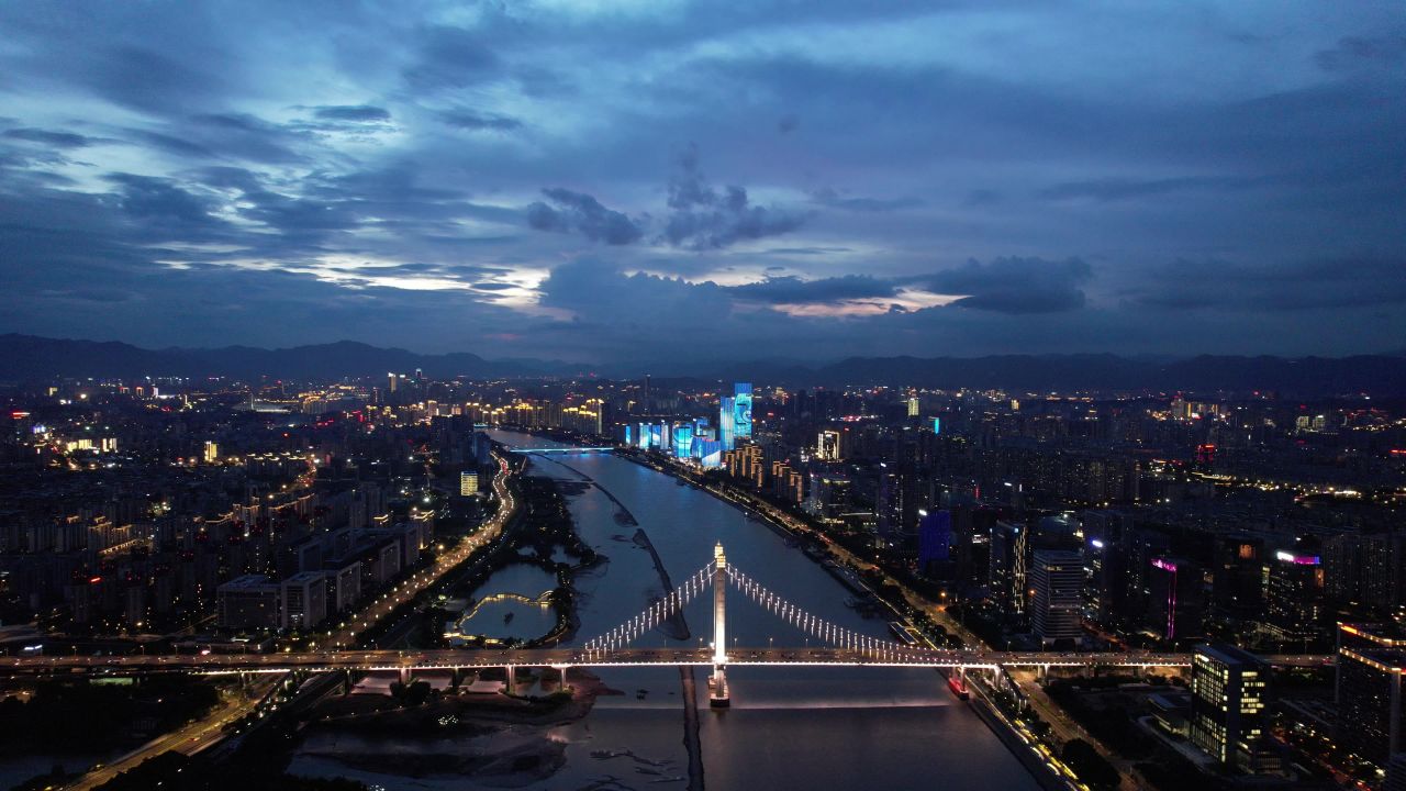 福建福州闽江大桥鼓山大桥夜景灯光航拍 