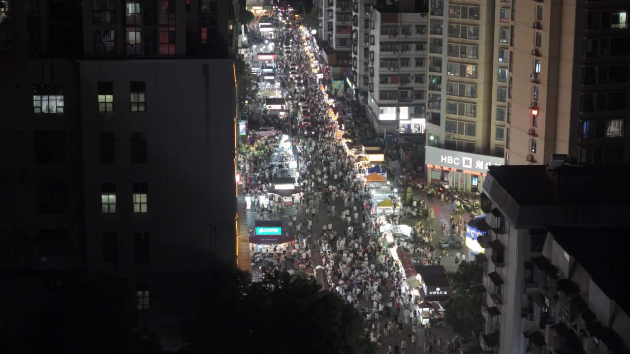 宜昌铁路坝小吃街 13