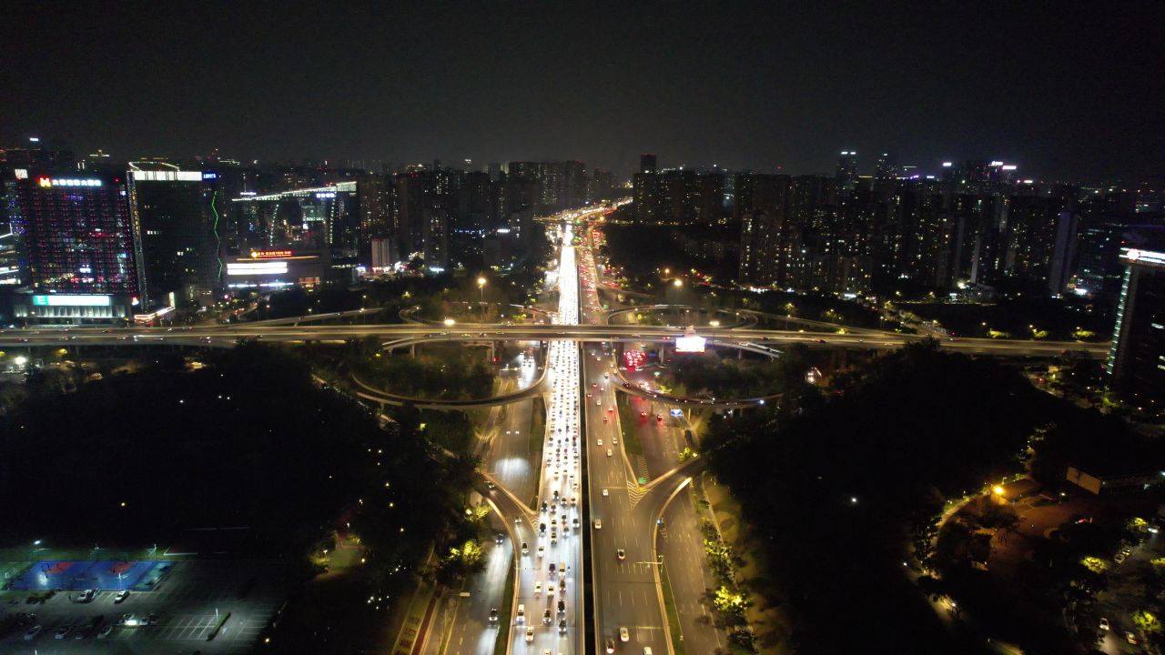 成都天府大道天府立交桥夜景交通