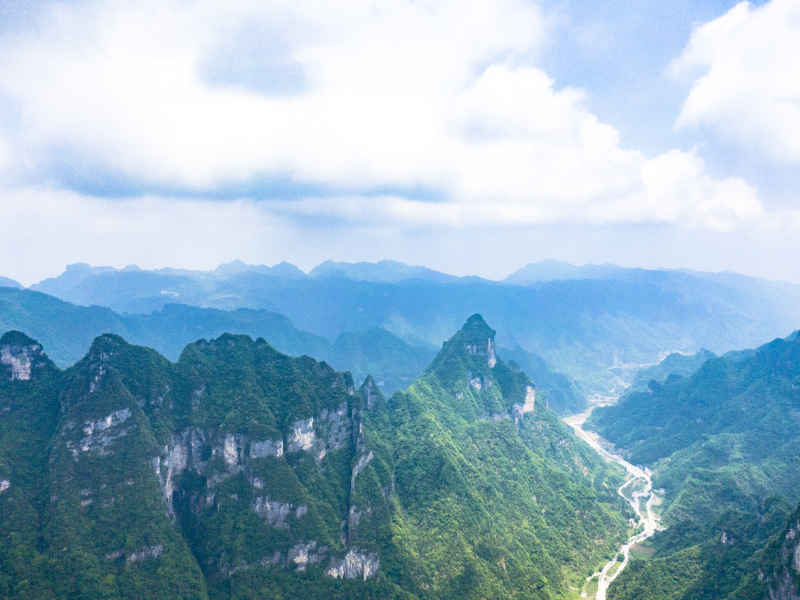 湖南张家界山川悬崖峭壁山谷