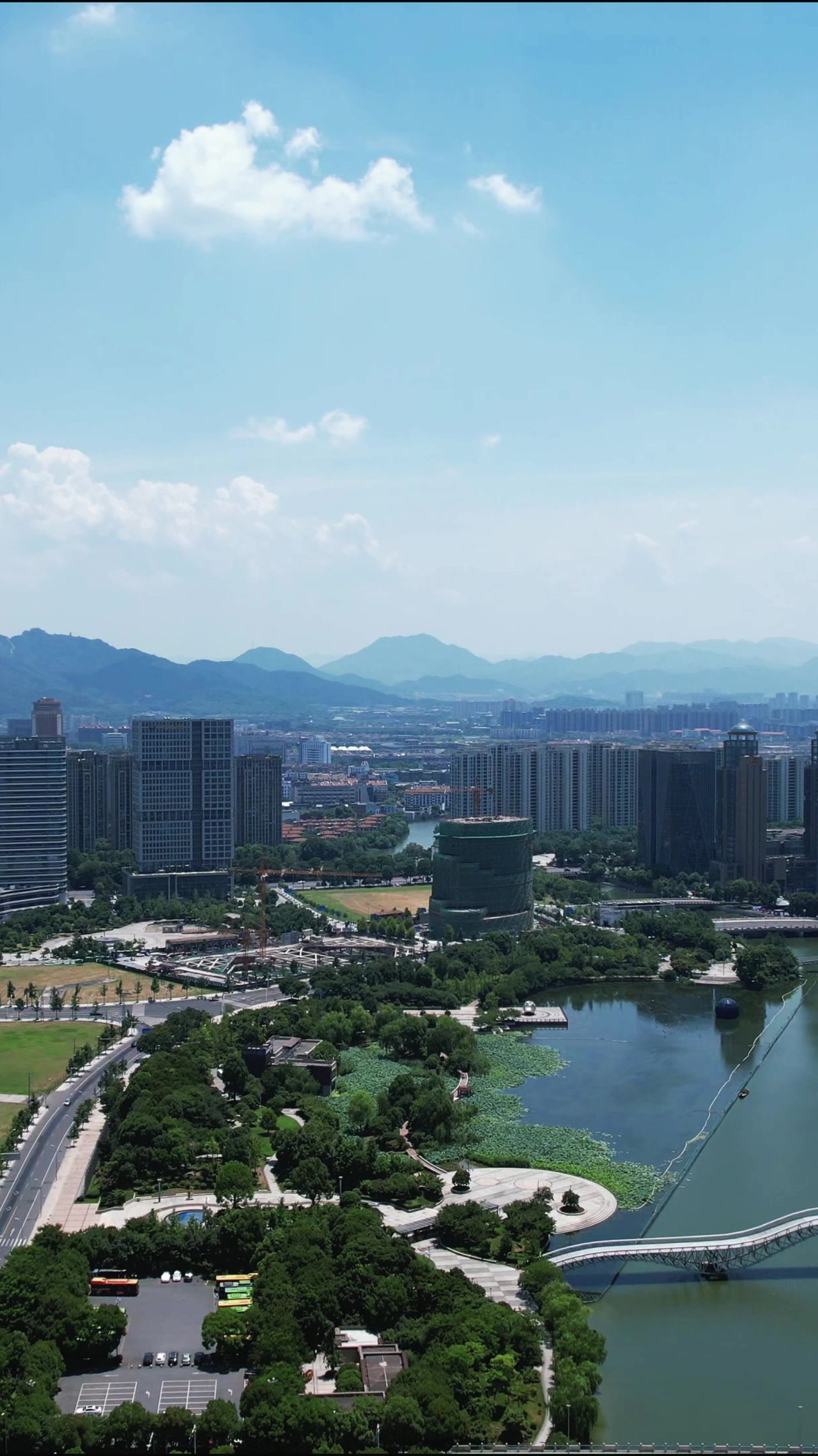 浙江绍兴城市风光地标建筑竖屏航拍 