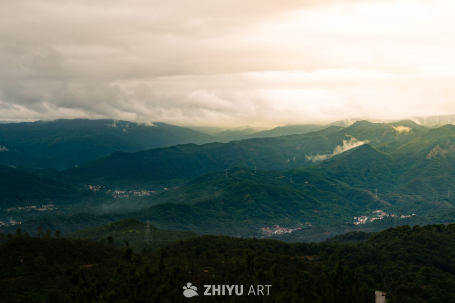 山间云海
