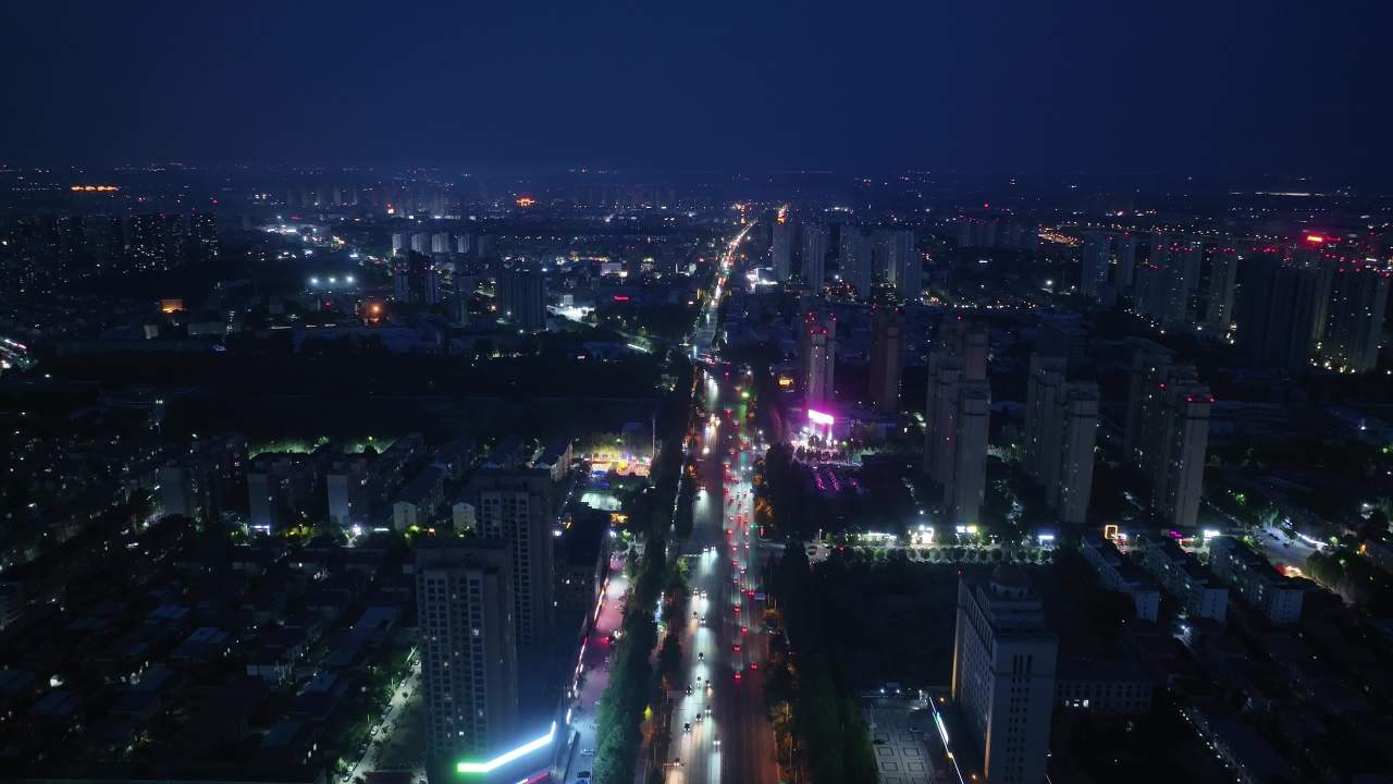 夜幕下的都市繁华
