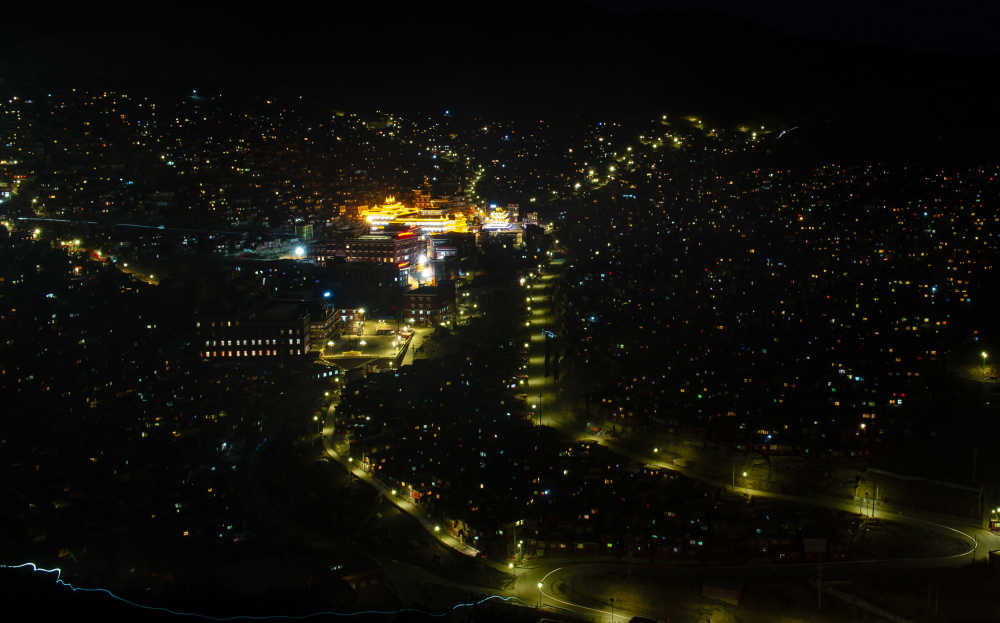 色达五明佛学院夜景