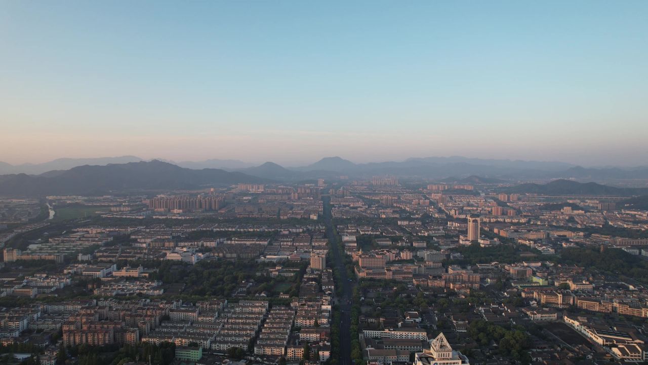 浙江绍兴城市清晨日出彩霞航拍绍兴 