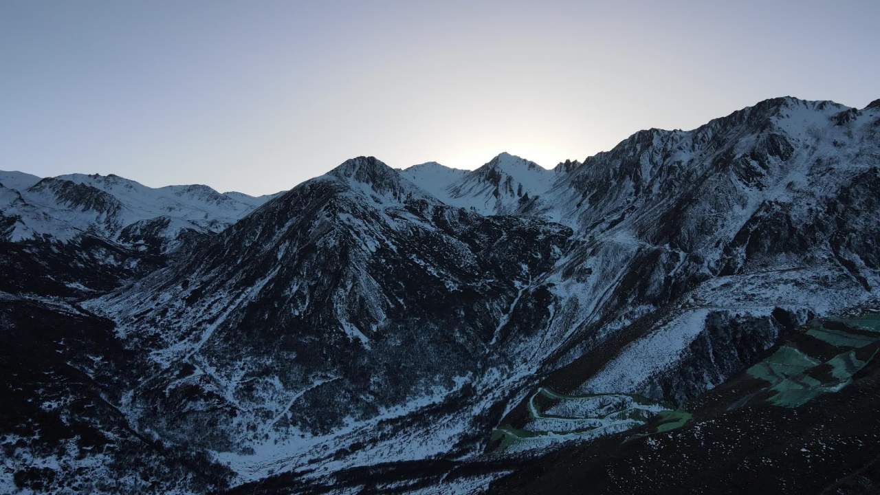 四姑娘雪山及周边雪山 6
