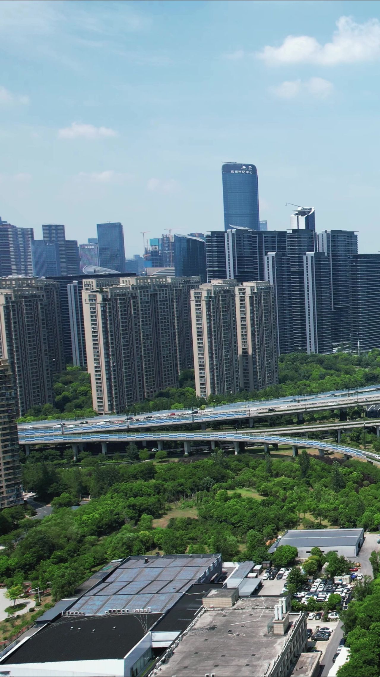 杭州滨江新区城市建设交通竖屏航拍  