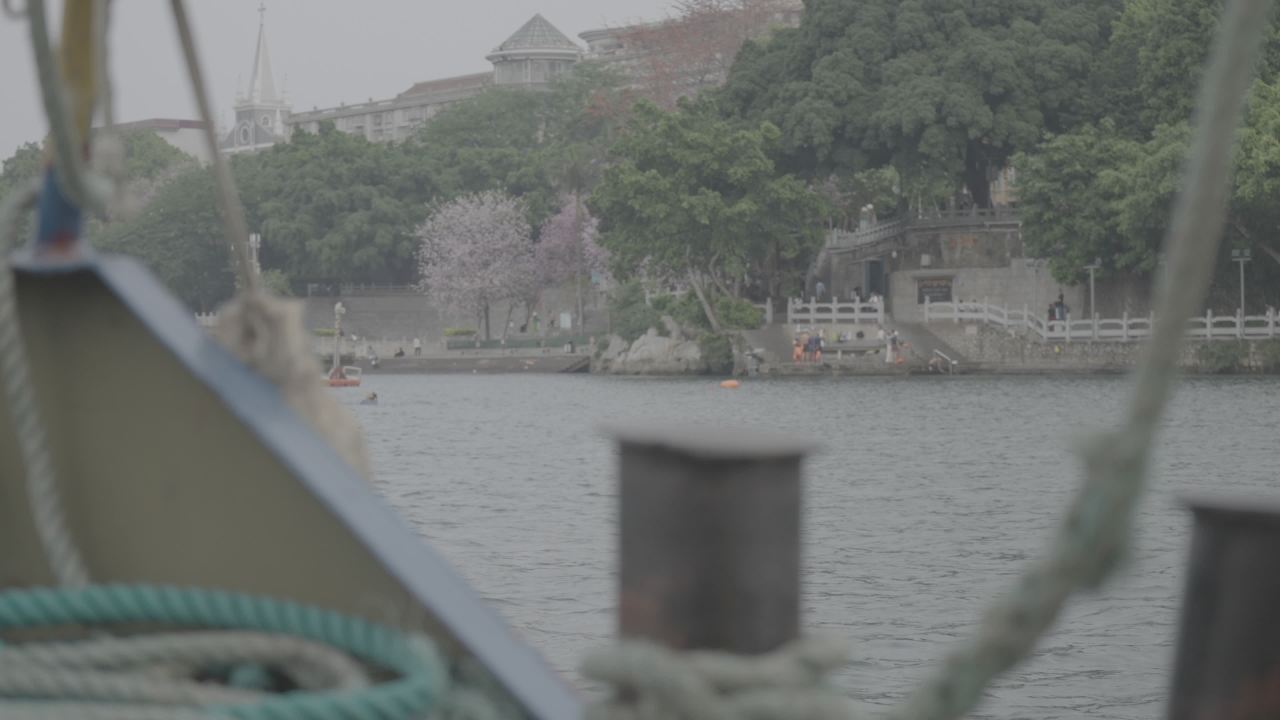 游船 14