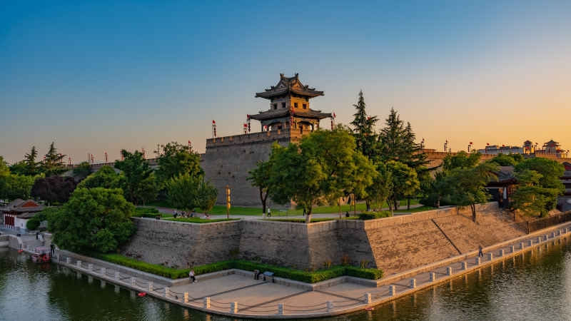 西安城墙东北角城楼 -下午